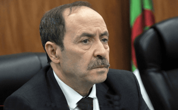 Hakim Belabed lors d'une réunion officielle en Algérie.