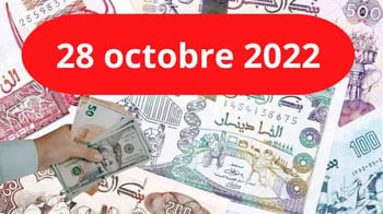 Billets de banque de différentes devises étrangères et dinar algérien.