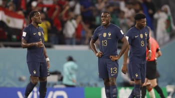 Joueurs français lors du match contre la Tunisie au Mondial 2022.
