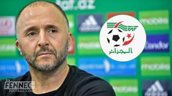 Belmadi, entraîneur de football, lors d'une conférence de presse.