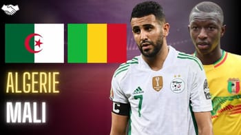 Joueur algérien et joueur malien lors du match Algérie-Mali.