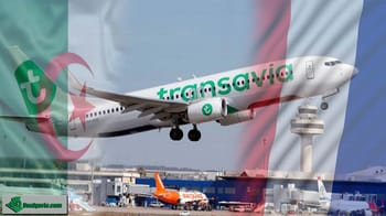 Avion Transavia en vol au-dessus de l'aéroport d'Alger.