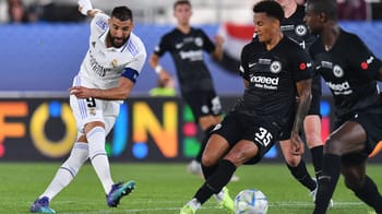 Joueur de Real Madrid en action lors de la finale de la Coupe du monde des clubs.