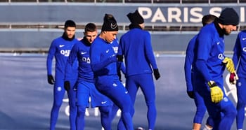 Joueurs du PSG en séance d'entraînement hivernale à Paris.