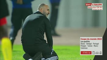 Gassama, entraîneur du Cameroun, lors d'un match de qualification.
