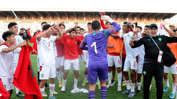 Équipe U17 d'Algérie et du Maroc après le match.