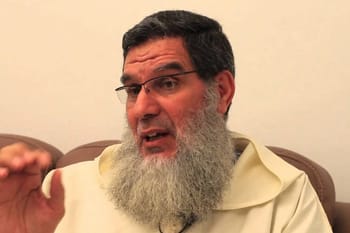 Le Mufti du Makhzen lors d'une déclaration publique.