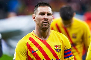 Lionel Messi portant le maillot du FC Barcelone lors d'un match.