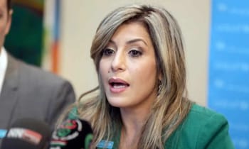 Salima Souakri, ancienne athlète, lors d'une cérémonie officielle au Japon.