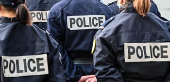 Drame en Algérie ! Un policier aurait tué ses collègues avant de se suicider Policiers en uniforme lors d'une intervention en Algérie.