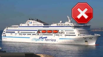Ferry Algérie Ferries avec symbole d'interdiction rouge en haut.