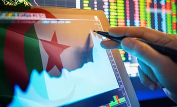 Graphique financier avec drapeau algérien en arrière-plan.