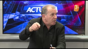 Omar Aït Mokhtar lors d'une interview télévisée sur ACTU.