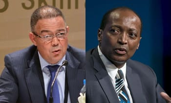 Fouzi Lekjaa et Patrice Motsepe lors d'une réunion officielle.