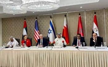 Rencontre diplomatique avec représentants du Maroc, États-Unis, Israël et autres pays.