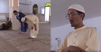 Ahmed Qadari, homme algérien, retrouve la vue pendant la prière dans une mosquée.