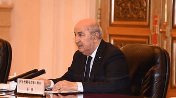 Président Tebboune lors d'une visite à Shenzhen, Chine.