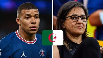 Joueur de football algérien et femme regardant le match.