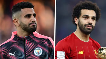 Riyad Mahrez et Mohamed Salah lors d'un match de football.