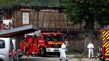 Pompiers en action lors d'une intervention d'urgence en France.
