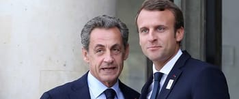 Nicolas Sarkozy et Emmanuel Macron lors d'une rencontre officielle.