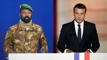 Officiels lors d'une conférence de presse au Mali et en France.