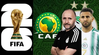 Sélection algérienne de football avec entraîneur et joueur.