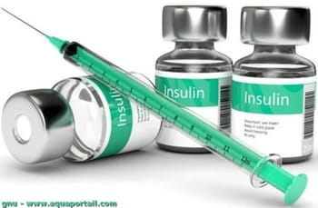 Vials d'insuline et seringue pour traitement du diabète en Algérie.