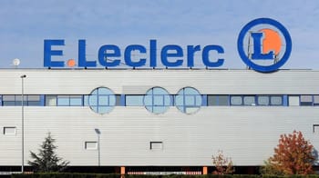 Magasin E.Leclerc en France, façade moderne et logo visible.