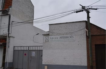 Entrée du lycée Averroès à Lille, école musulmane en France.