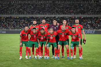 Les joueurs marocains posent avant le match contre la Gambie à Rabat.