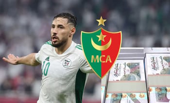 Youcef Belaili en action avec le maillot de l'Algérie lors d'un match.
