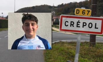 Jeune garçon souriant à Crépoli, village en France.