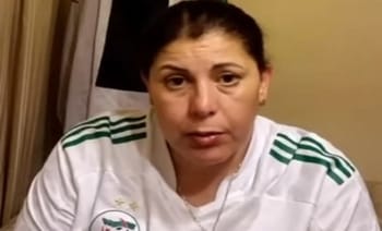 Supporter algérienne en colère lors de la CAN 2023 en Côte d'Ivoire.