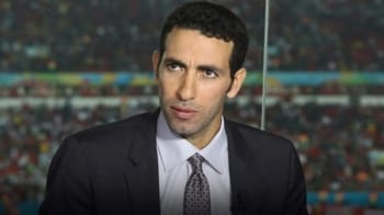 Mohamed Aboutrika critique Mahrez et Belmadi dans une émission sportive.