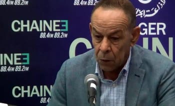 Mediouni, nouveau PDG de l'aéroport d'Alger, en interview à la radio.