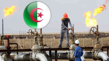Ingénieur en maintenance sur une plateforme gazière en Algérie.