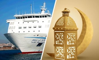 Ferry maritime et lanternes traditionnelles pour Ramadan.