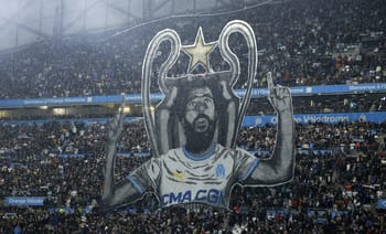 Tifo dans le stade Marseille lors du Classico OM-PSG.