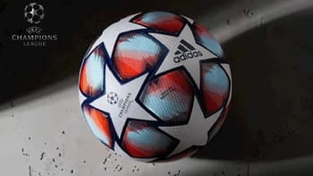 Ballon officiel de la Ligue des Champions 2024-2025 d'Adidas.