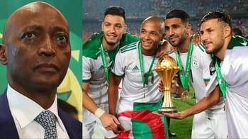 L'équipe algérienne de football célèbre sa victoire en Coupe d'Afrique.