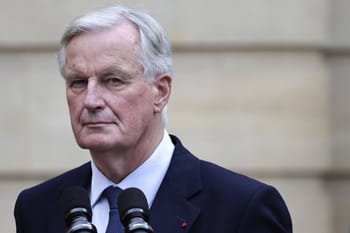 Michel Barnier lors d'une déclaration sur l'immigration en France.