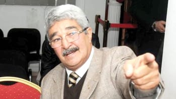 Belaid Lacarne, légende de l’arbitrage algérien, lors d’un événement.
