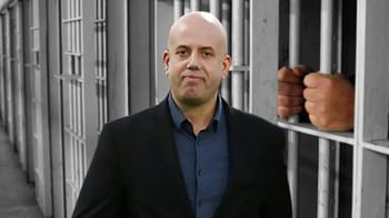 Chérif Mellal en prison lors du procès en Algérie.