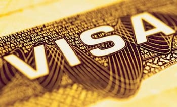 Visa dorée européenne, symbole de résidence et de voyage.