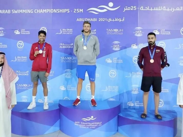 L'Algérie brille au championnat Arabe de Natation à Abu Dhabi Nageurs médaillés lors du championnat arabe de natation à Abu Dhabi 2021.