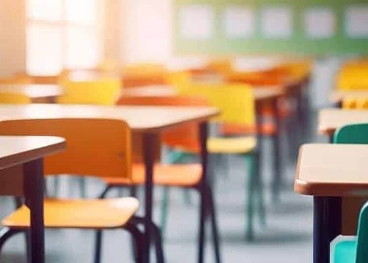 Ramadan 2026 : Pic d'absences dans les lycées algériens Salles de classe vides dans un lycée algérien pendant Ramadan.