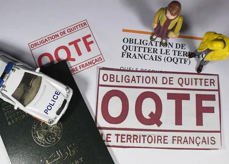 Expulsions d'Algériens : reprise des documents consulaires Procédures d'expulsion et documents officiels pour OQTF.