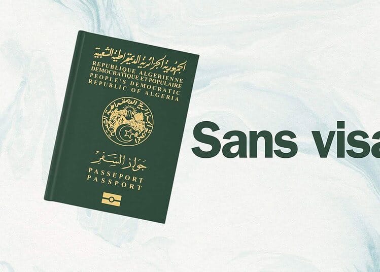 Algérie : voici le pays qui supprime le visa dès maintenant Passeport algérien avec texte 'Sans visa' pour voyage.