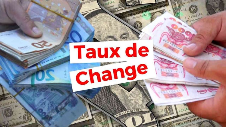 Taux de change en euros, dollars et yuans avec billets et pièces.